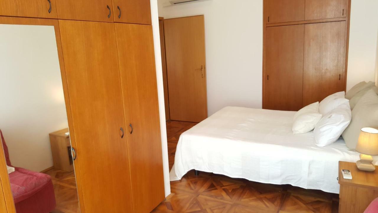 Ferienwohnung Centar Old Town, With Free Private Parking Pula Exterior foto